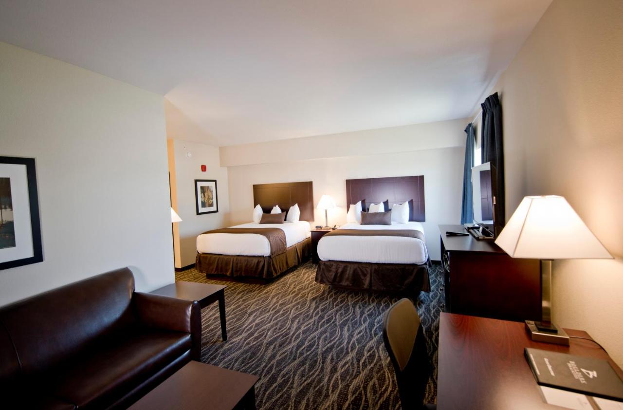 Family Suite at Cobblestone Inn & Suites - Clarinda