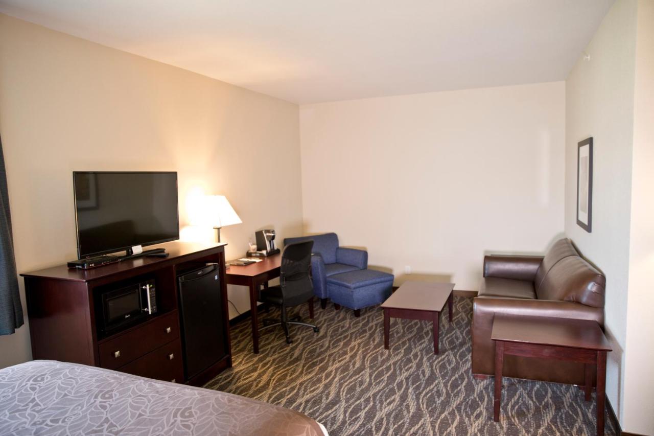 Family Suite at Cobblestone Inn & Suites - Clarinda