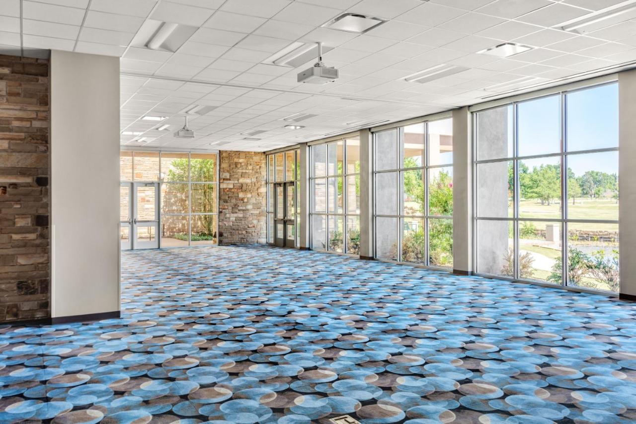 | Delta Hotels by Marriott Midwest City at the Reed Conference Center
