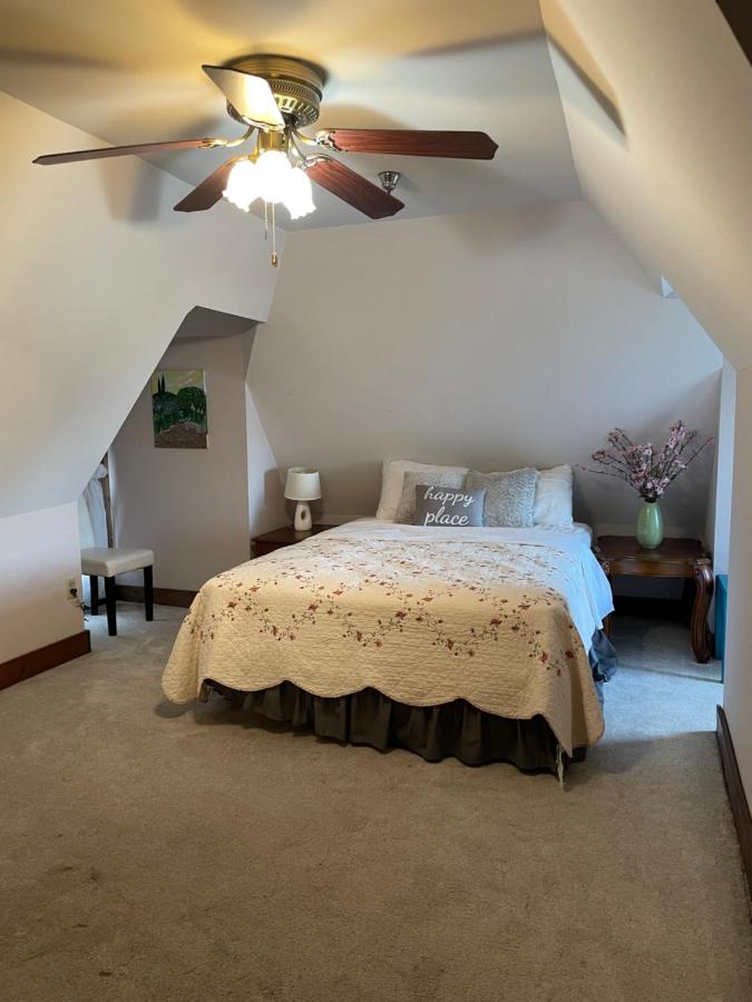  | Grand Gables Inn