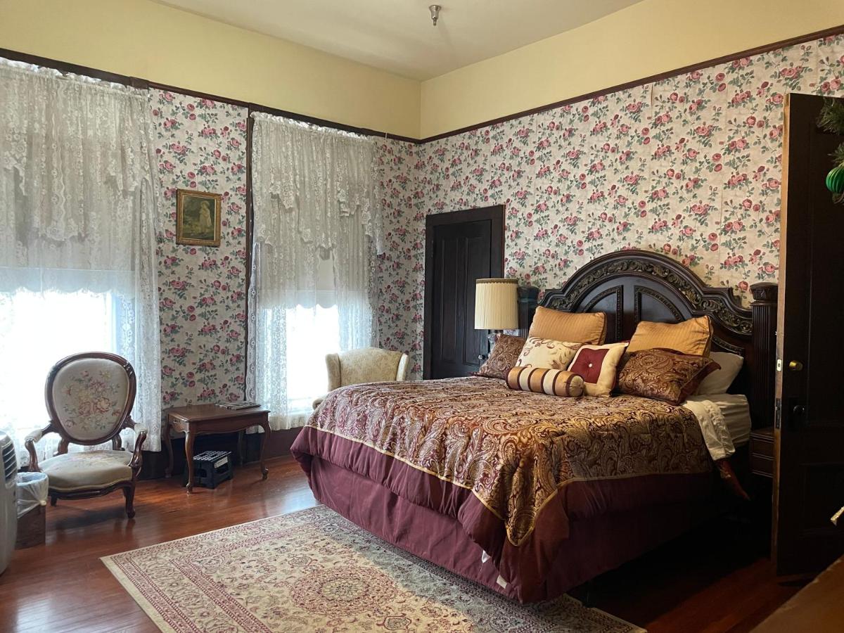  | Grand Gables Inn