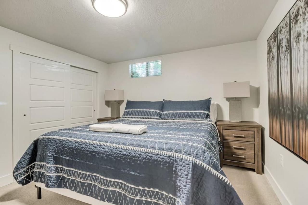 | Renovated Unit Near Famous Trails 10 Min Drive