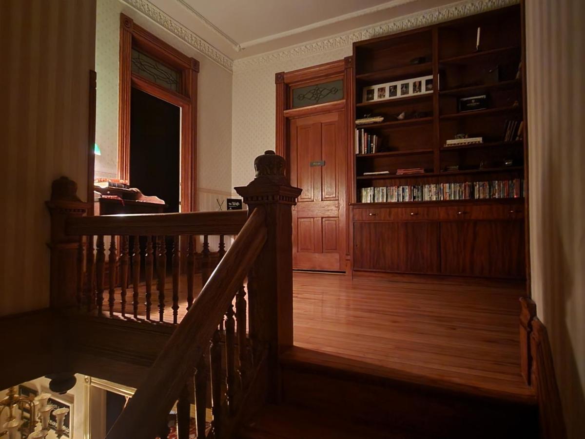 | Downen House Bed & Breakfast