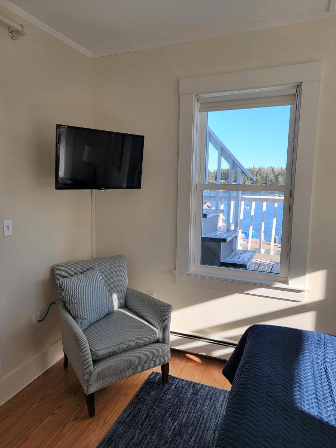 Deluxe Double Room at East Wind Inn on the Water