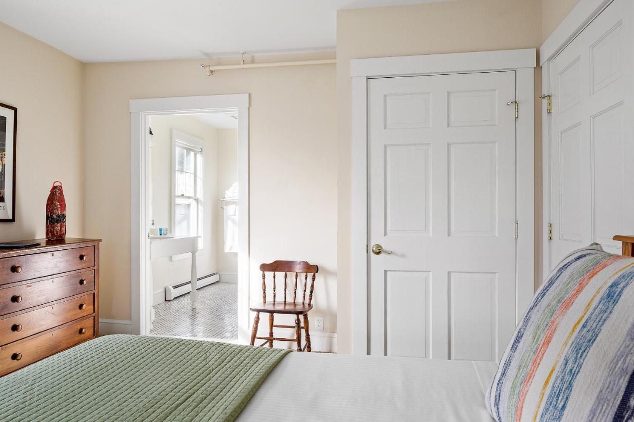 Double Room - Disability Access at East Wind Inn on the Water