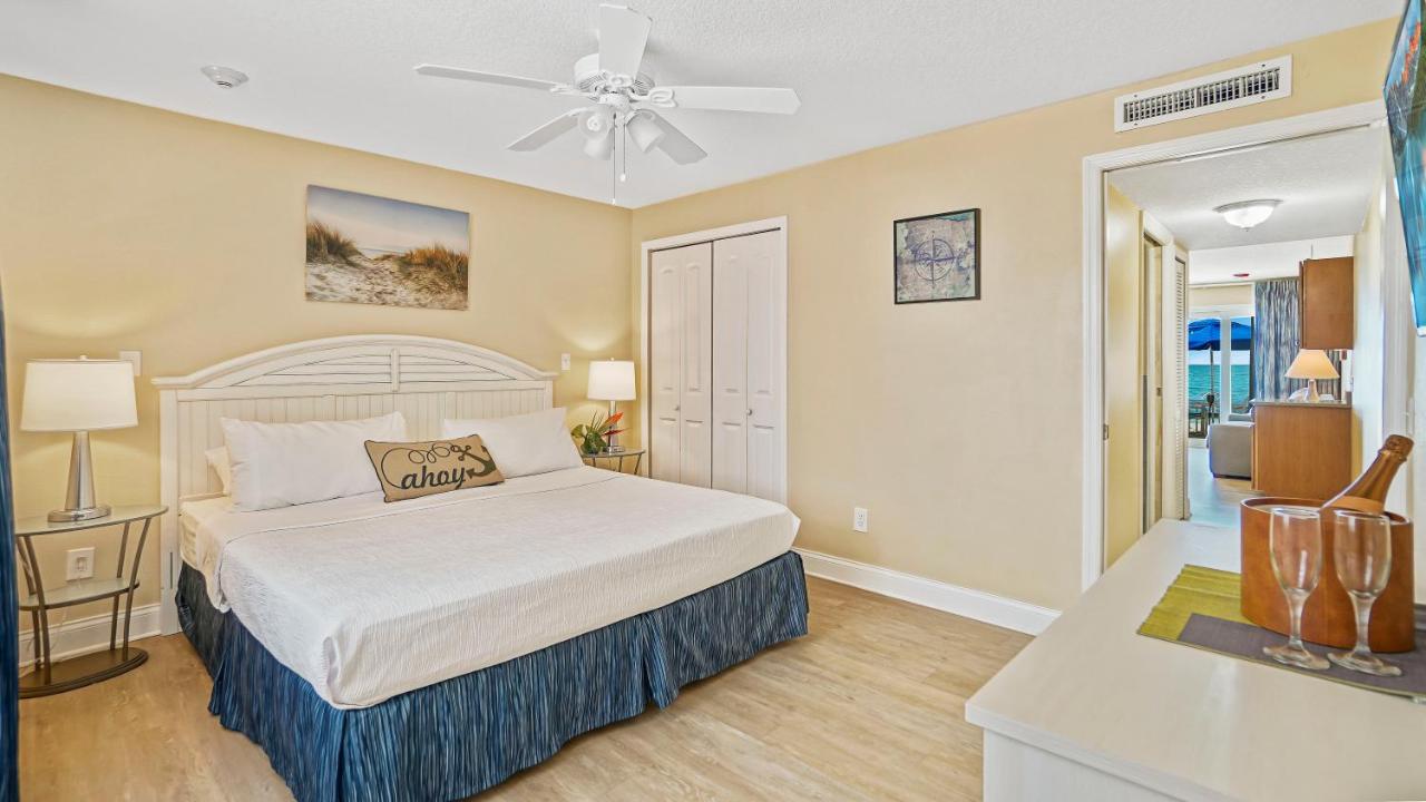 King Suite with Sofa Bed - Ocean Front at Glunz Ocean Beach Hotel & Resort