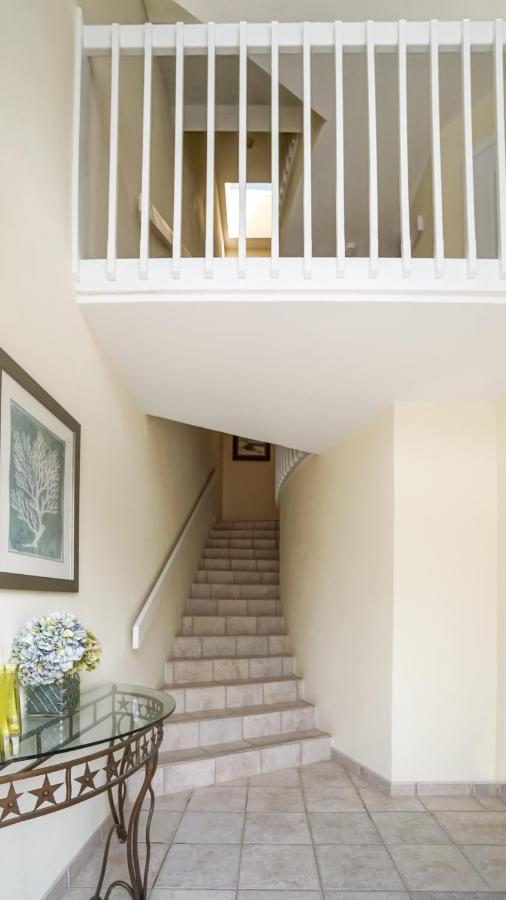 Oceanfront Three-Bedroom Villa at Glunz Ocean Beach Hotel & Resort