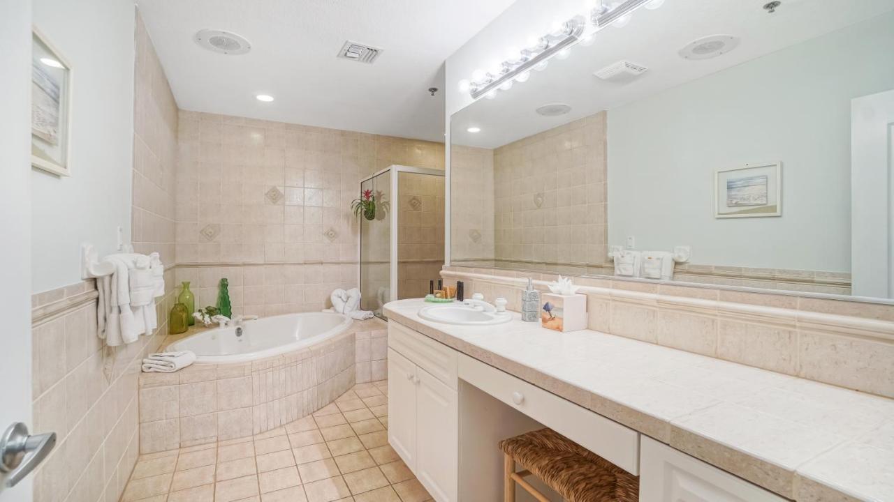 Oceanfront Three-Bedroom Villa at Glunz Ocean Beach Hotel & Resort
