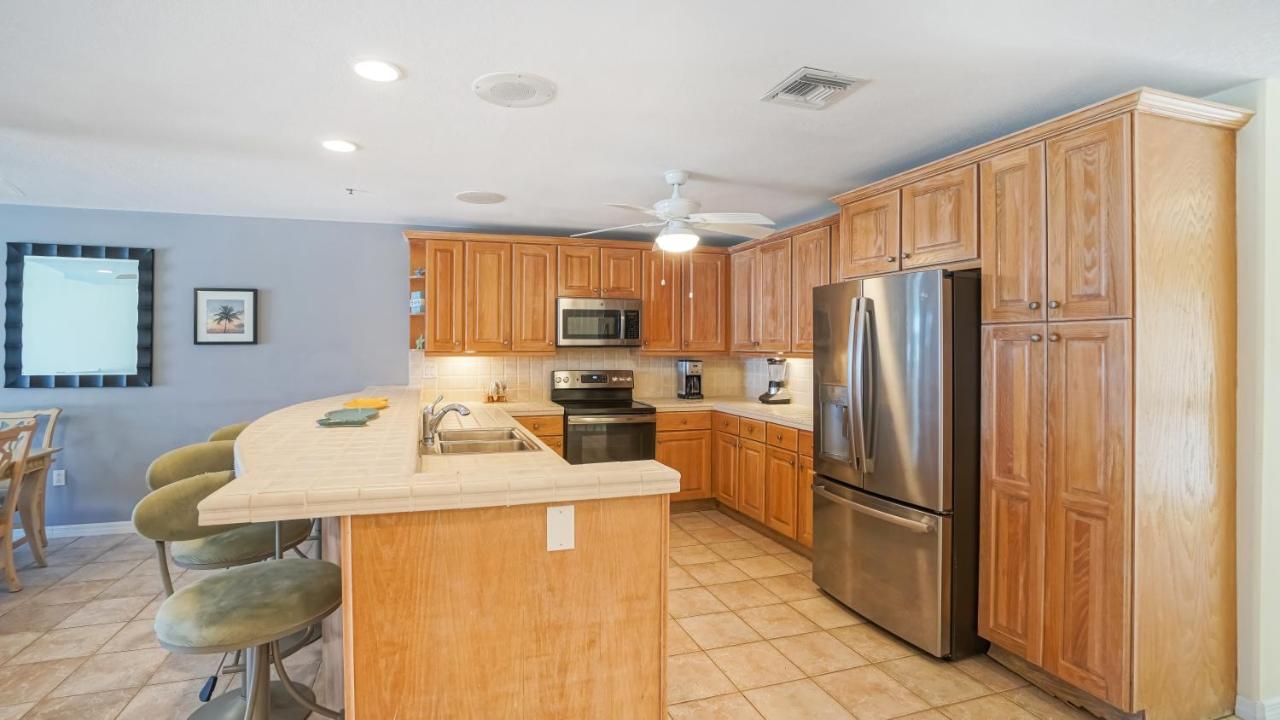 Oceanfront Three-Bedroom Villa at Glunz Ocean Beach Hotel & Resort