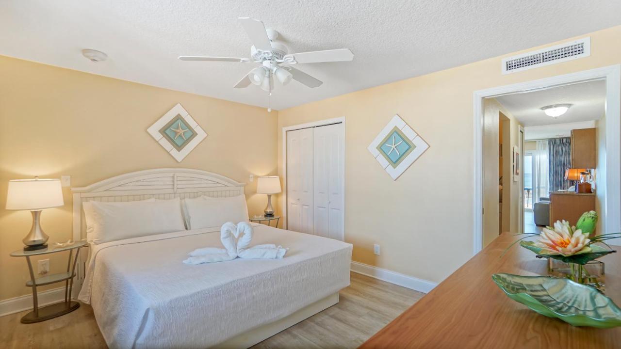 King Suite with Sofa Bed - Ocean Front at Glunz Ocean Beach Hotel & Resort