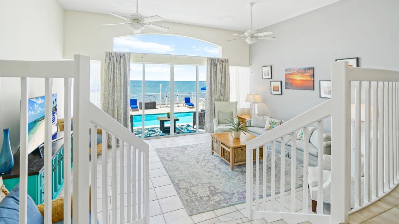 Oceanfront Three-Bedroom Villa at Glunz Ocean Beach Hotel & Resort