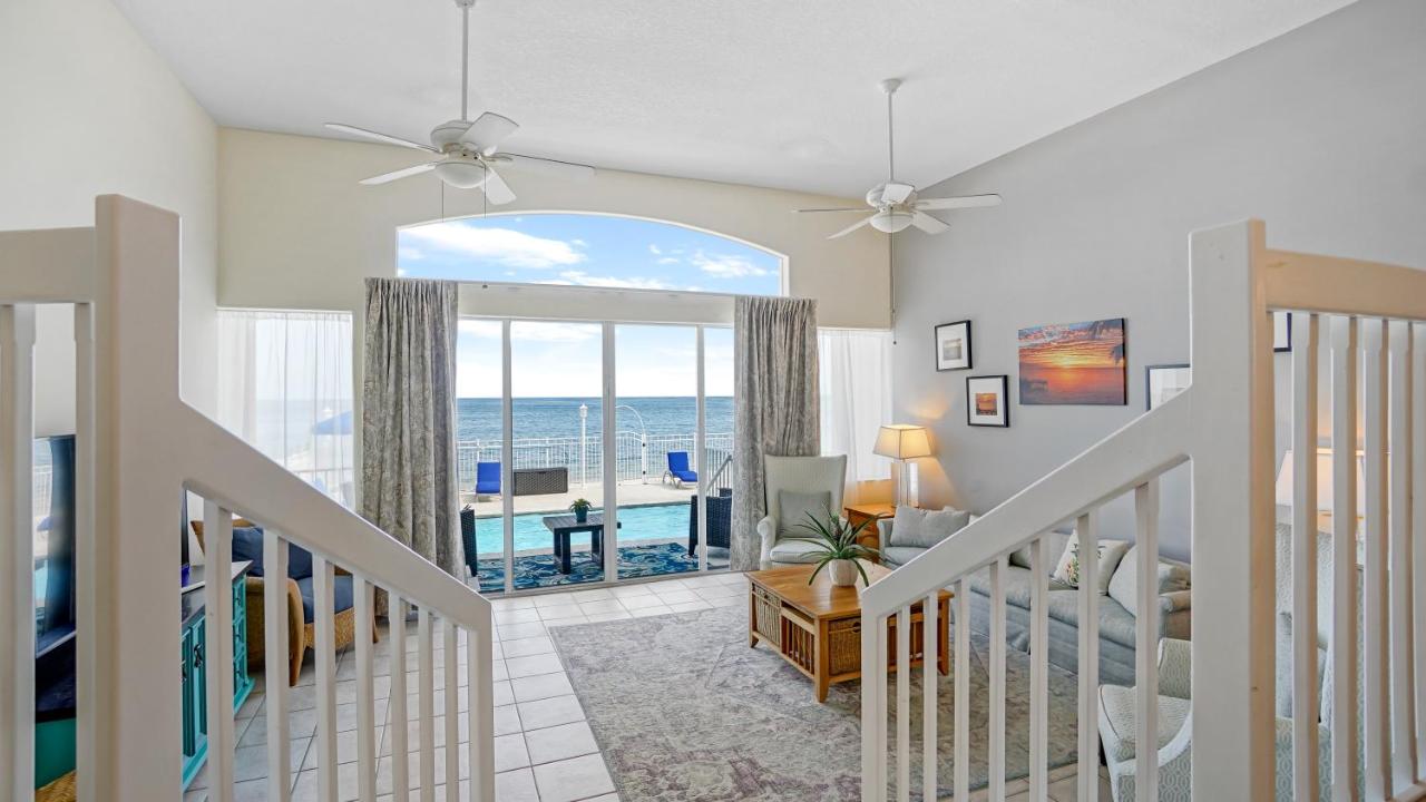 Oceanfront Three-Bedroom Villa at Glunz Ocean Beach Hotel & Resort
