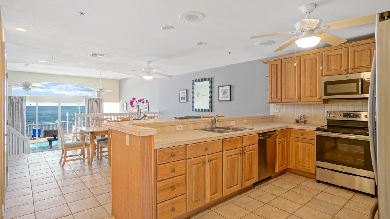 Oceanfront Three-Bedroom Villa at Glunz Ocean Beach Hotel & Resort