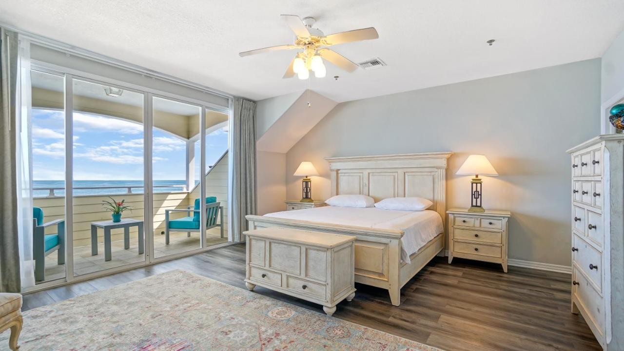 Oceanfront Three-Bedroom Villa at Glunz Ocean Beach Hotel & Resort