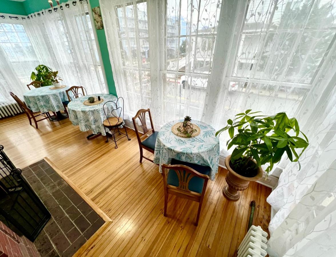 | Atlantic House Bed & Breakfast
