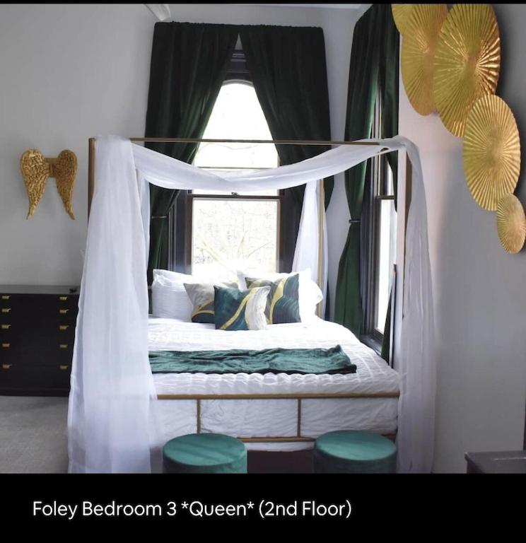 | Downtown 5,000 Sq Ft Historic Fletcher Place Home Sleeps 22!