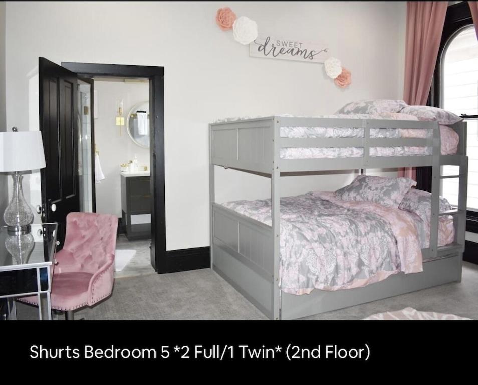 | Downtown 5,000 Sq Ft Historic Fletcher Place Home Sleeps 22!