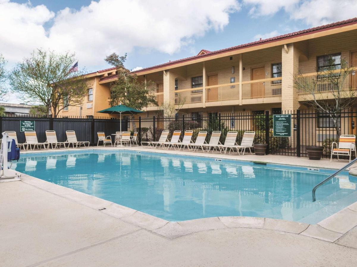 | La Quinta Inn by Wyndham New Orleans West Bank / Gretna