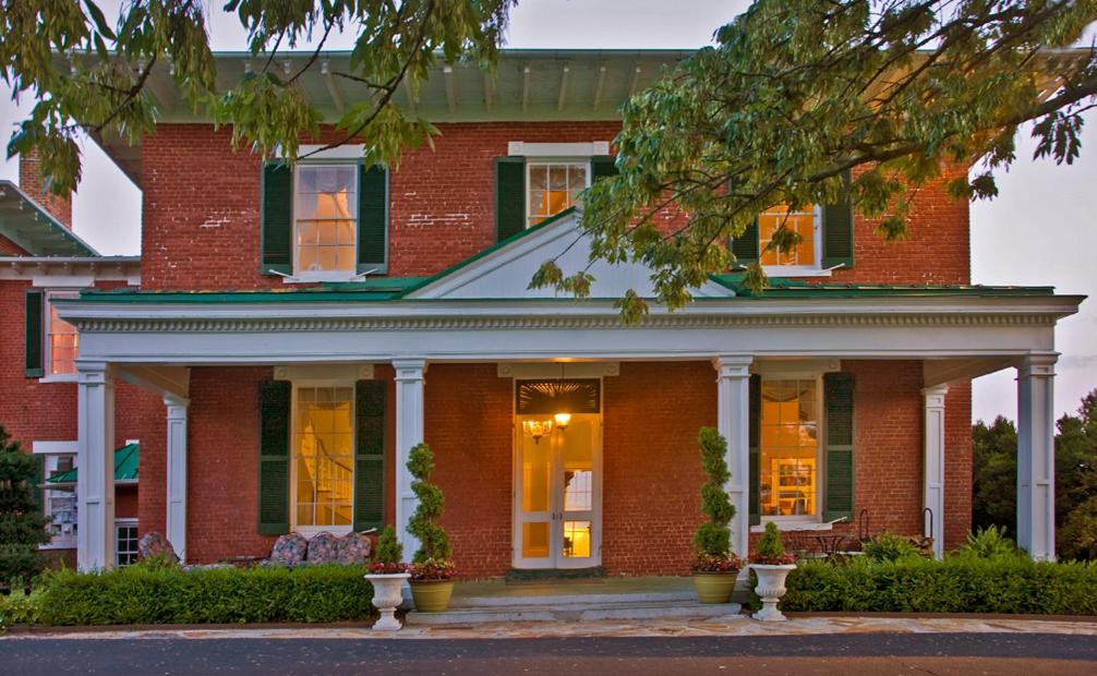 | Marriott Ranch Bed and Breakfast