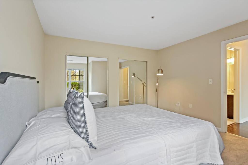 | Garden Styles Herndon Dulles Airport