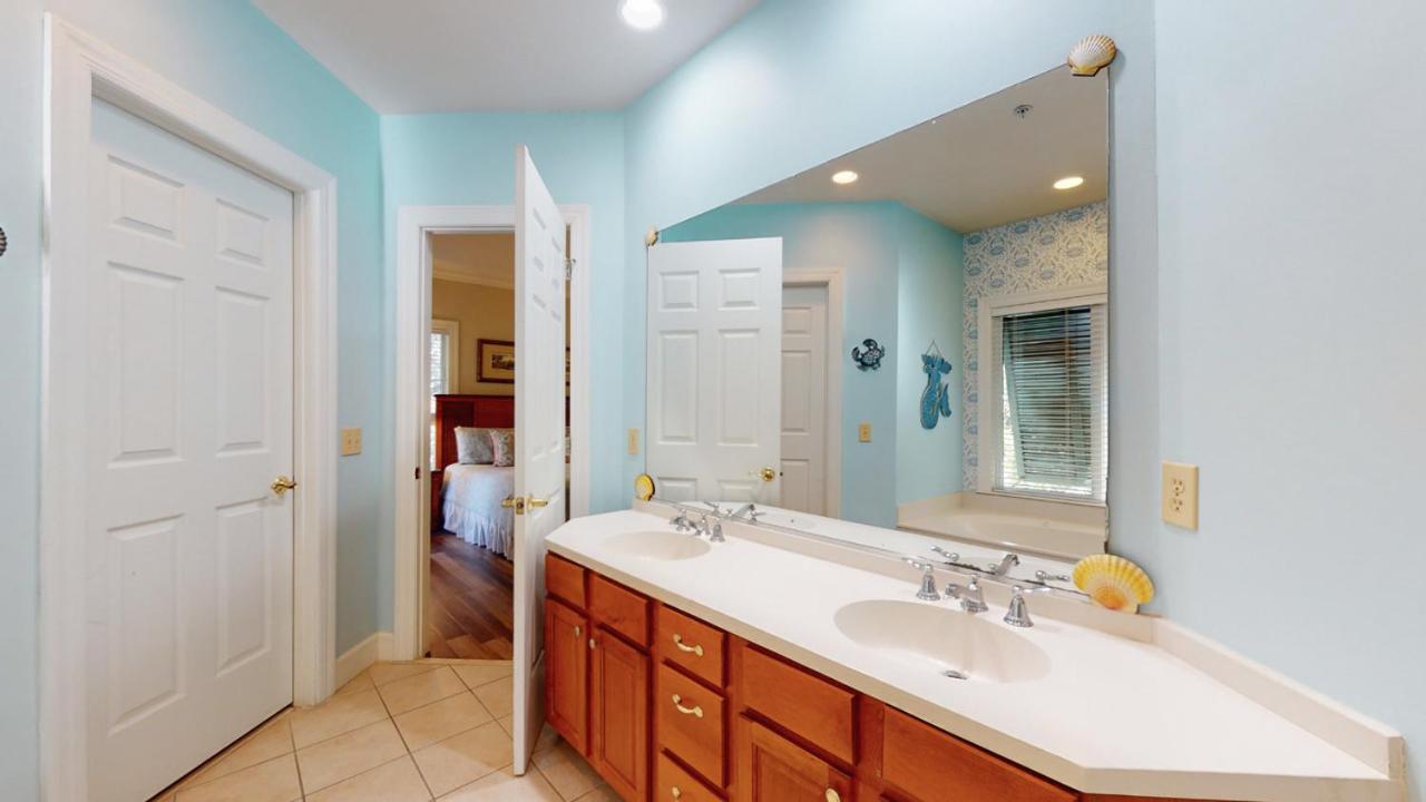  | 8104 Wendover Dunes