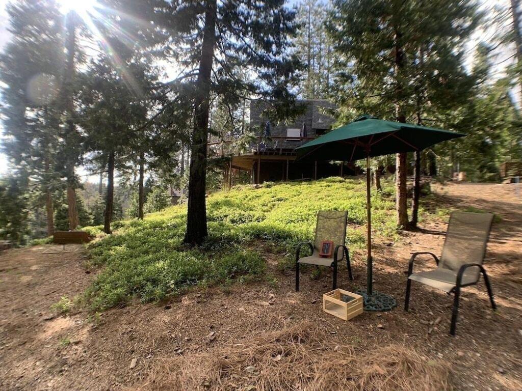 | Heckman's Peak / You Deserve some Sierra Snow in Blue Lake Springs!