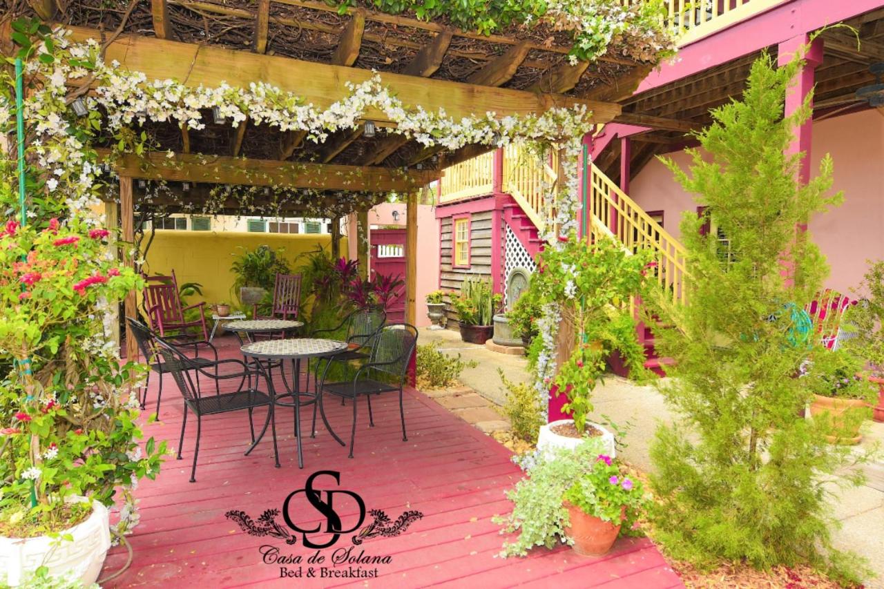 | Casa De Solana & Victorian House Bed and Breakfast