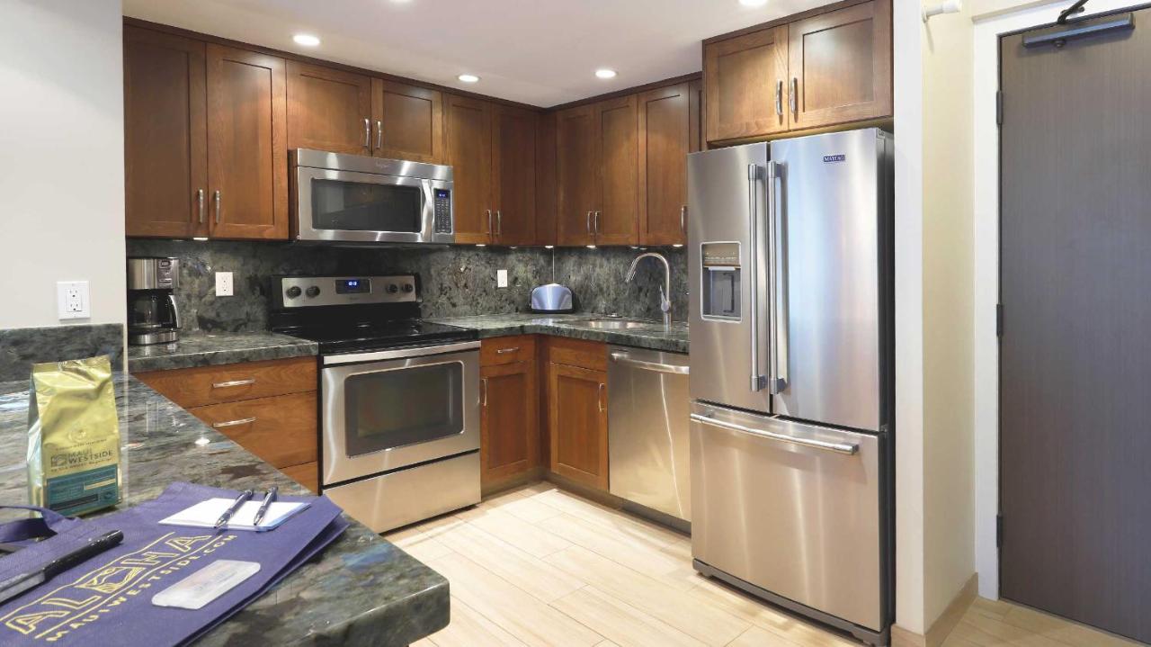  | Maui Westside Presents: Whaler 420 - Best location in Kaanapali beach