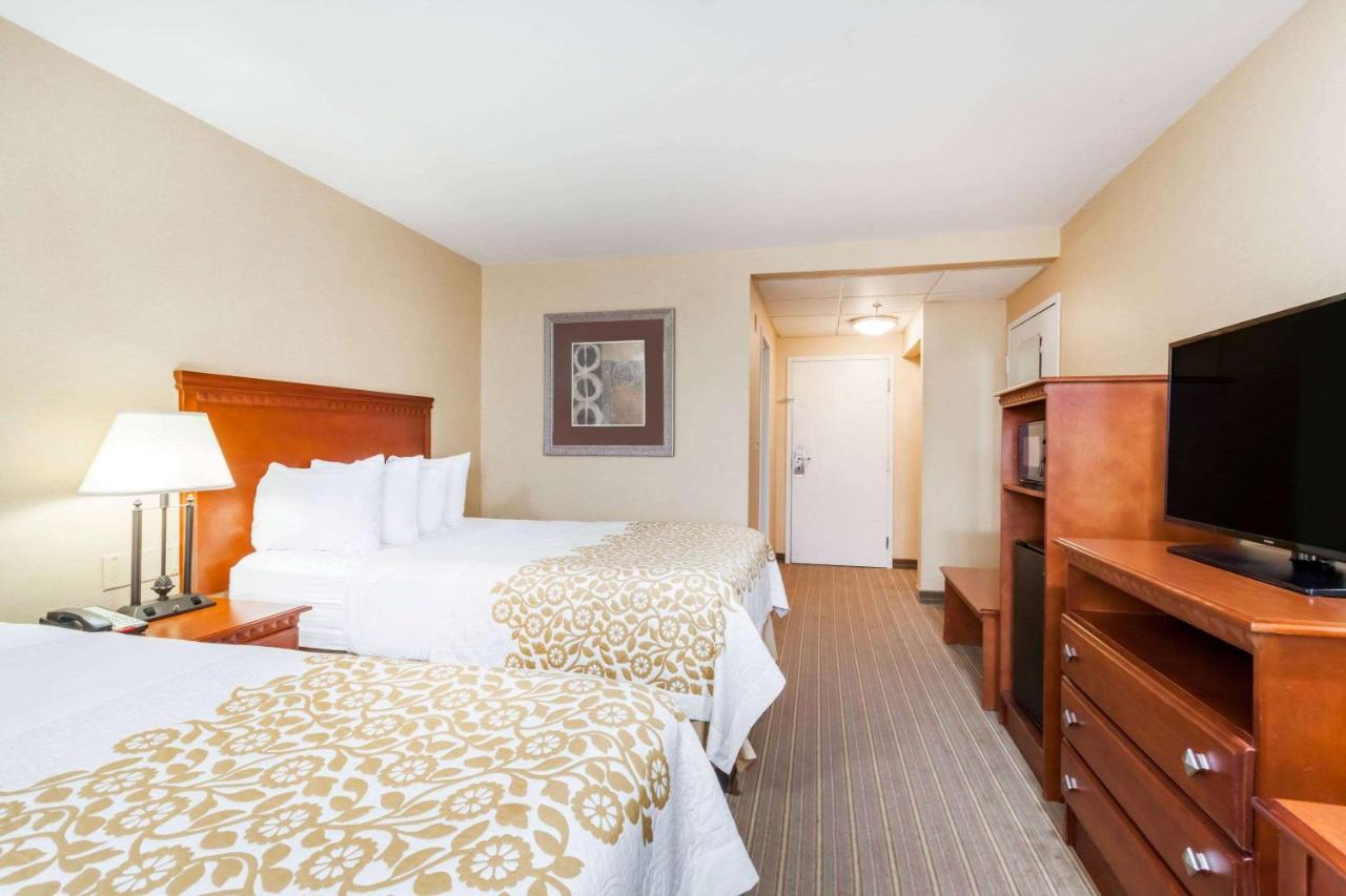 | Days Inn by Wyndham Windsor Locks / Bradley Intl Airport