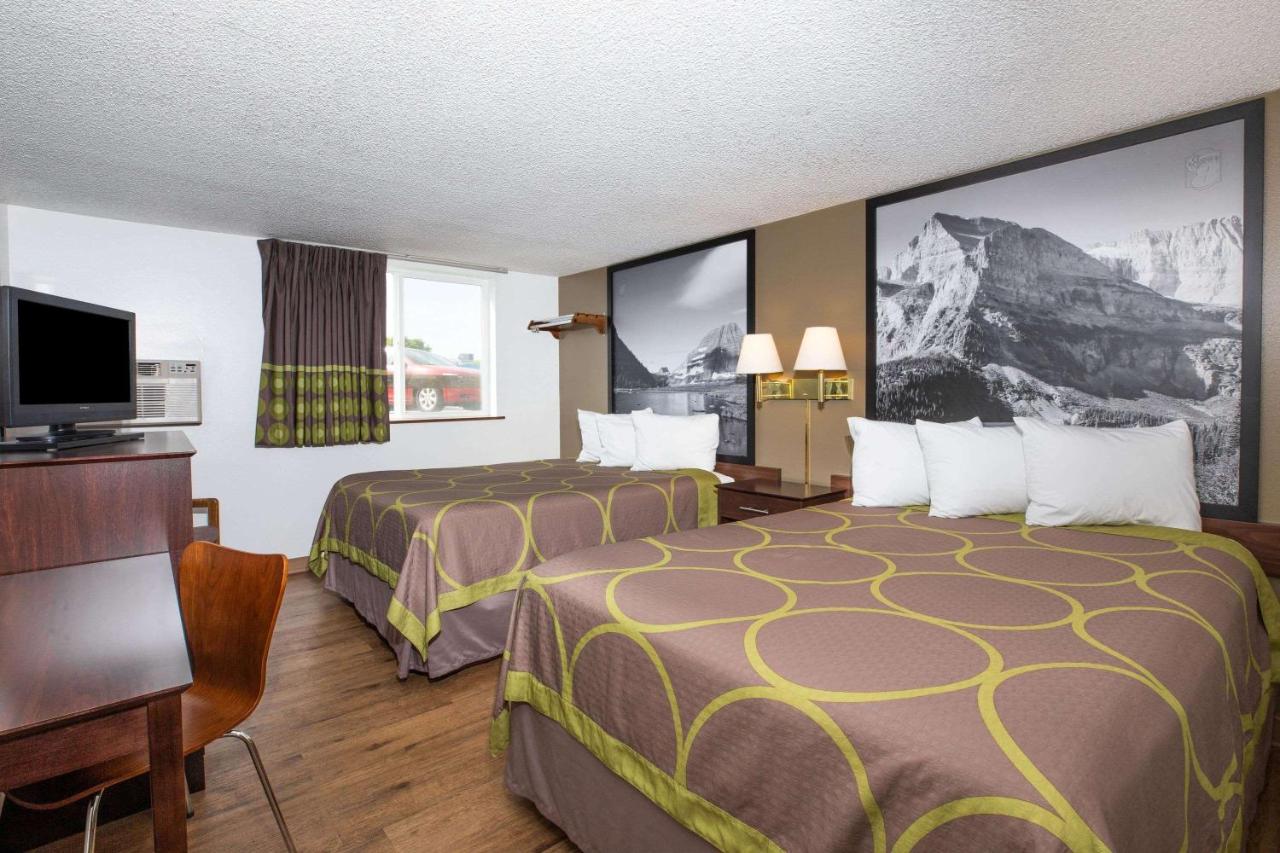Queen Room with Two Queen Beds - Non-Smoking at Super 8 by Wyndham Missoula/Brooks Street