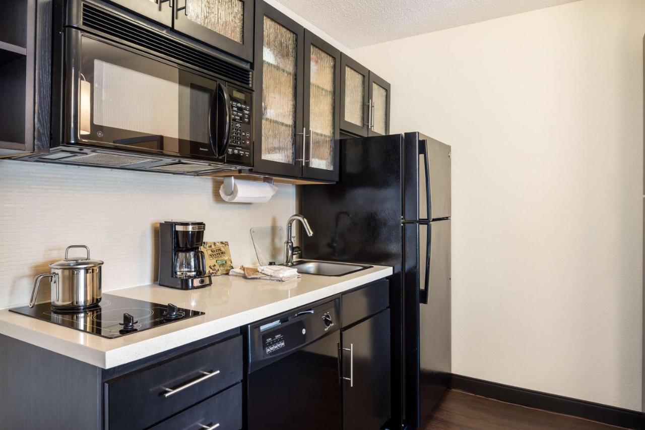 | Sonesta Simply Suites Birmingham Hoover