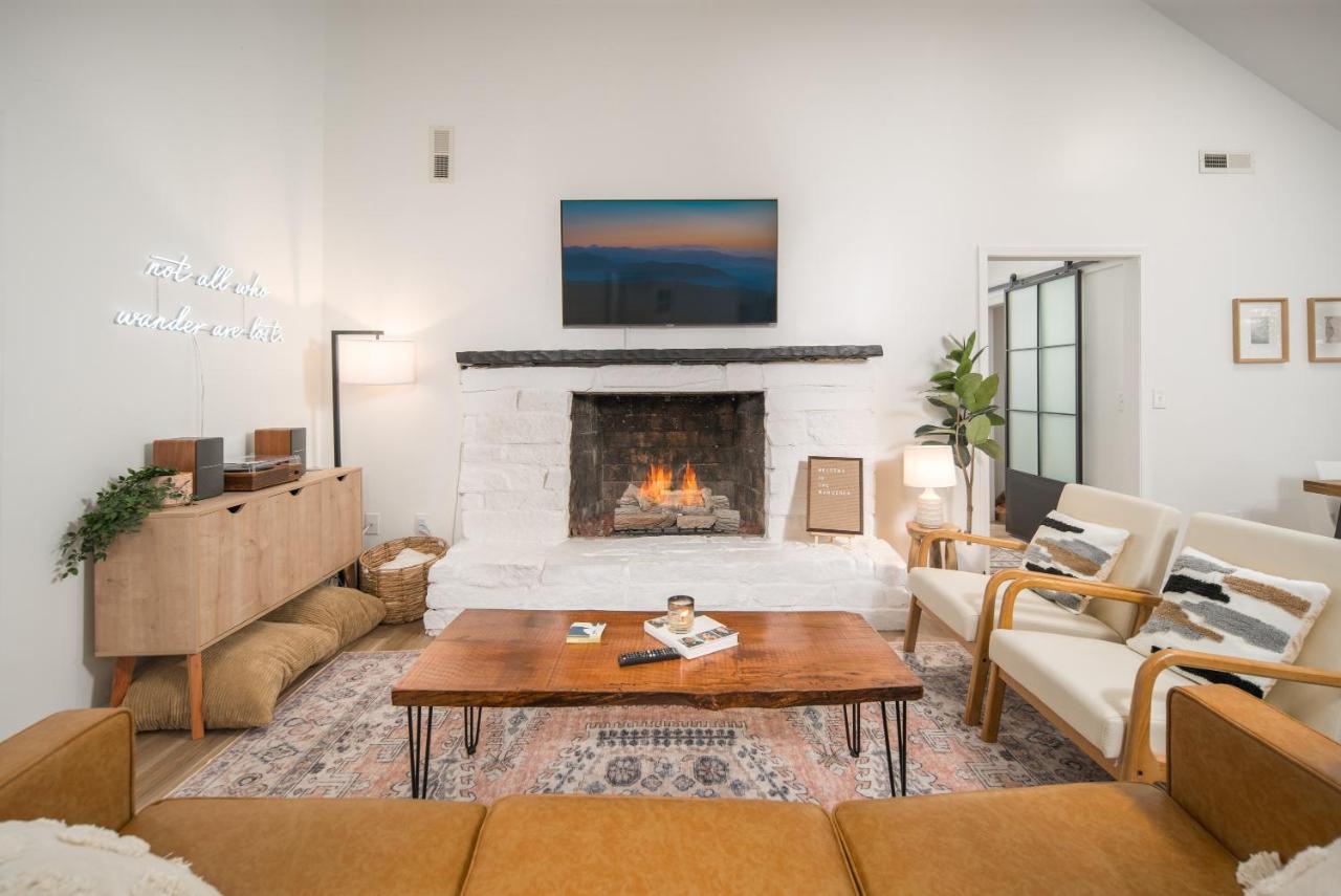 | Sandalwood Suite at the Wanderer Guesthouse