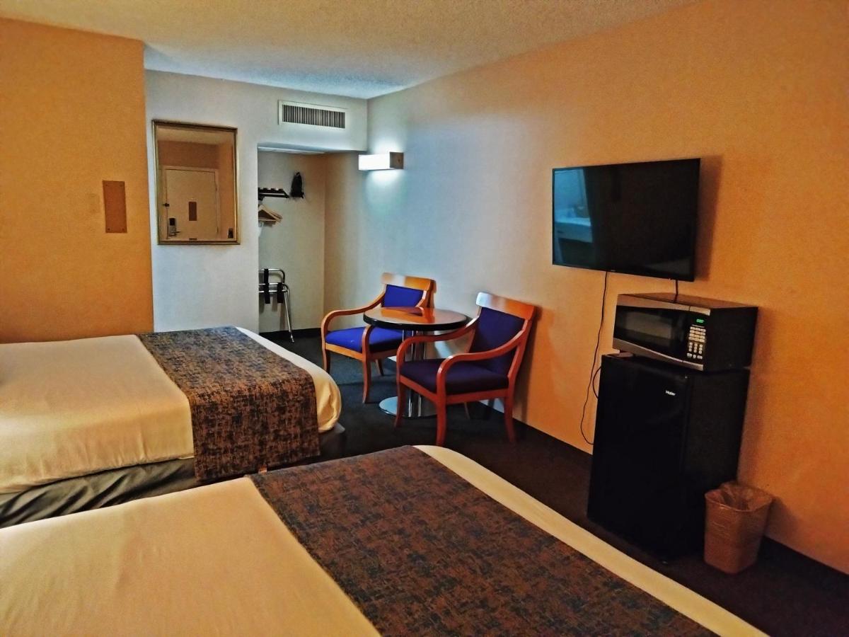 Queen Room with Two Queen Beds at The Metropolitan Inn