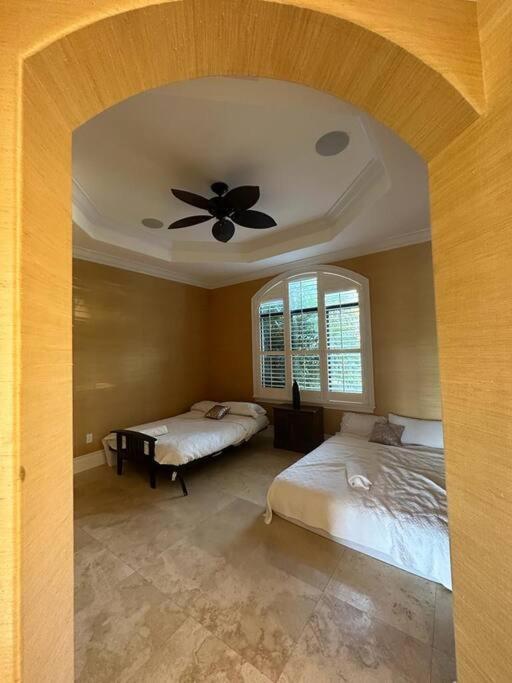  | Private Villa retreat with lagoon and waterfalls