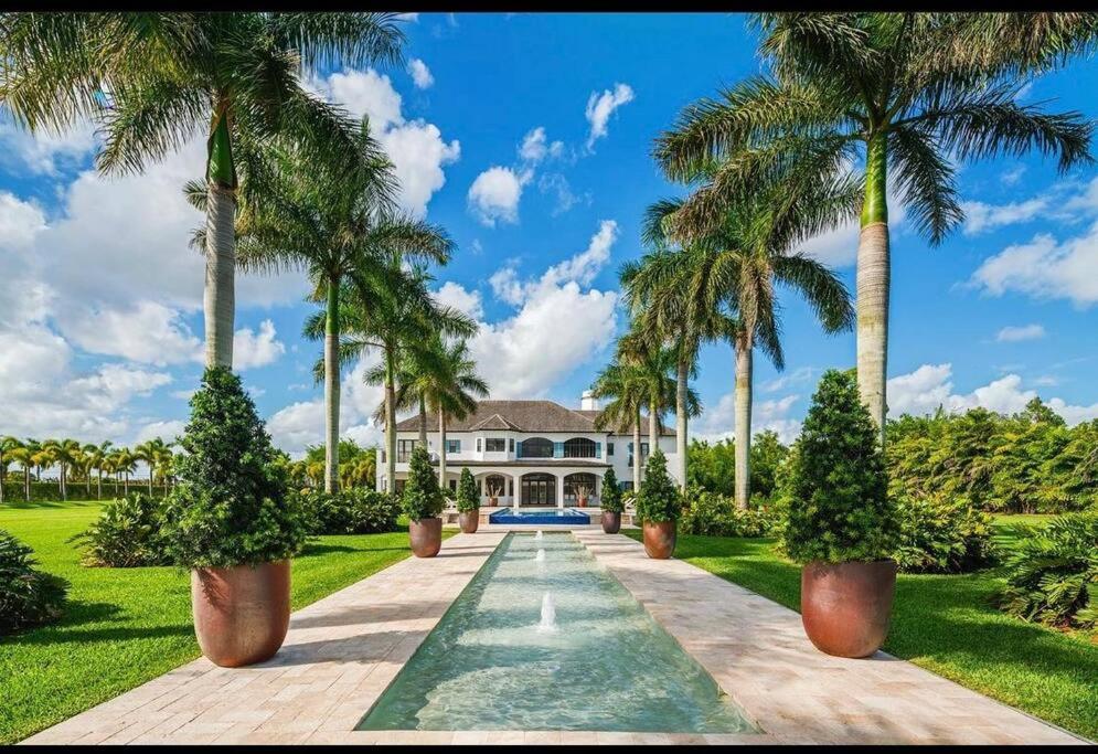  | Private Villa retreat with lagoon and waterfalls
