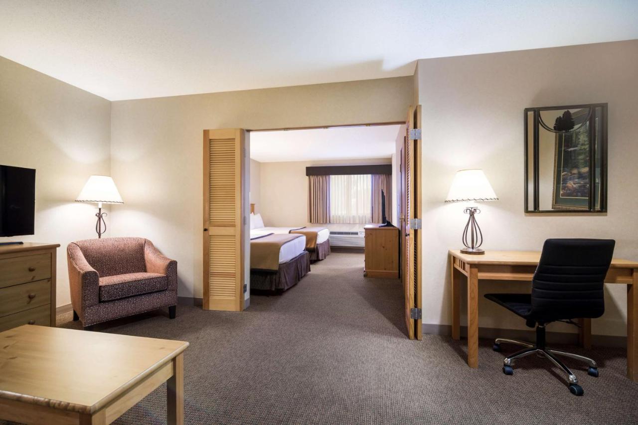 Queen Suite with Two Queen Beds - Disability Access/Non-Smoking at Best Western Golden Spike Inn & Suites