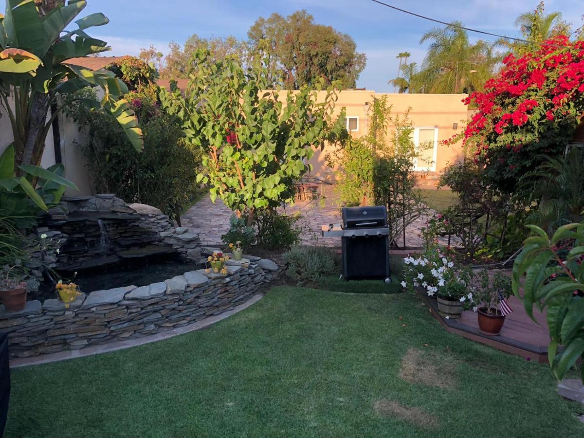  | COZY 2 BEDROOM GUESTHOUSE IN BEVERLY HILLS