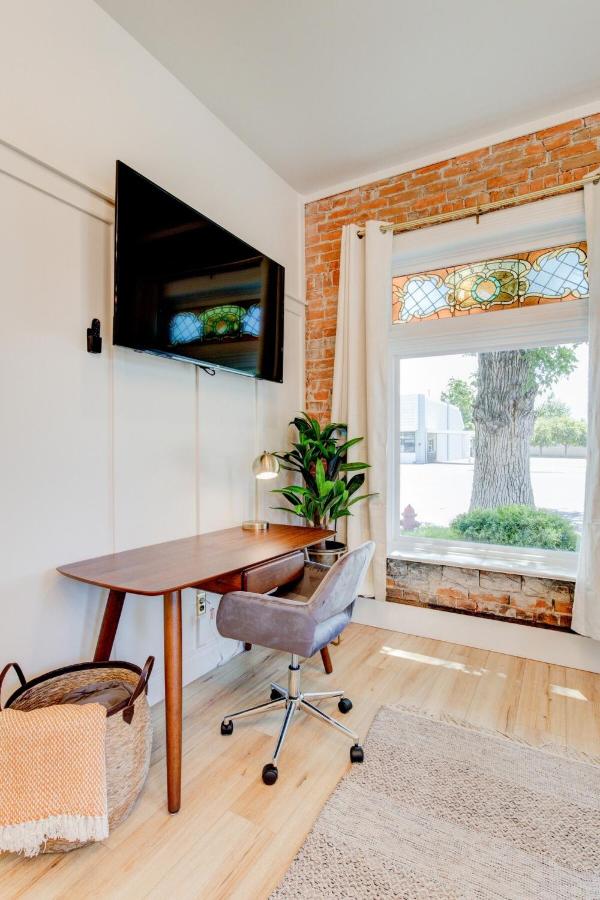  | Suite 1 Historic Art City Inn