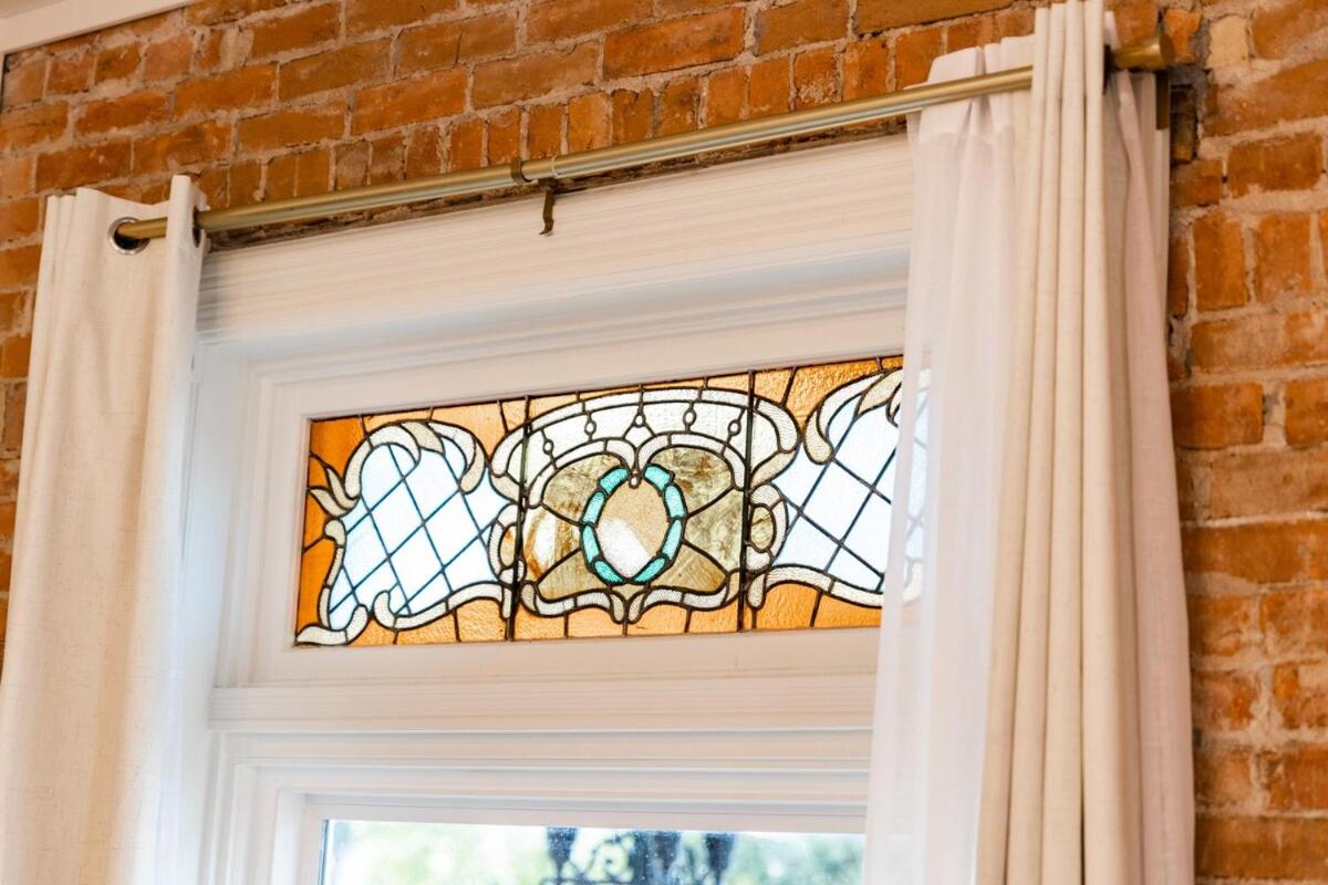  | Suite 1 Historic Art City Inn
