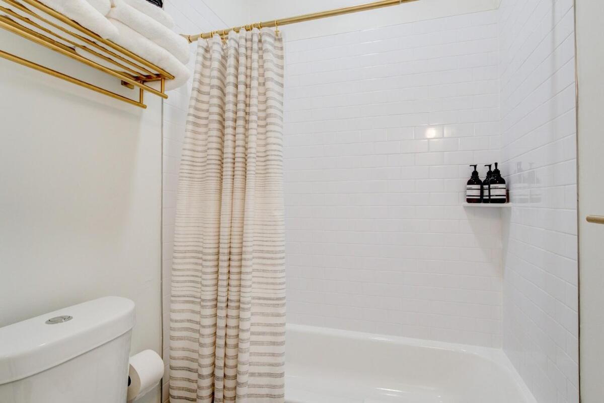  | Suite 1 Historic Art City Inn