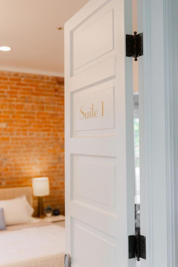  | Suite 1 Historic Art City Inn