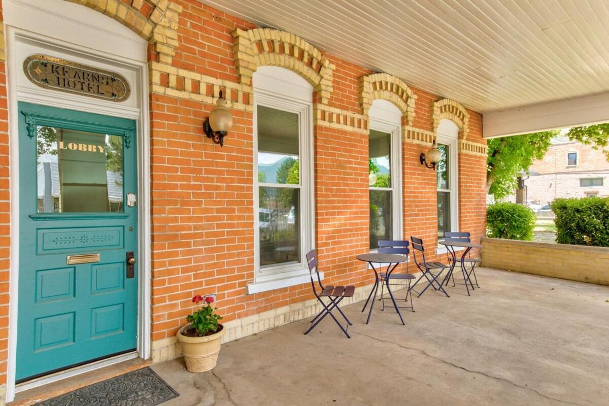  | Suite 1 Historic Art City Inn