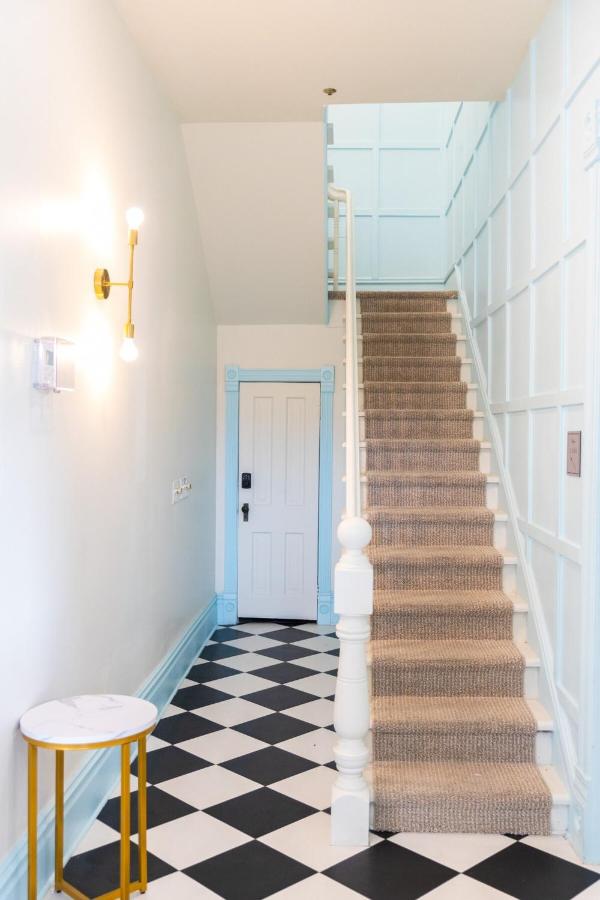 | Suite 2 Historic Art City Inn