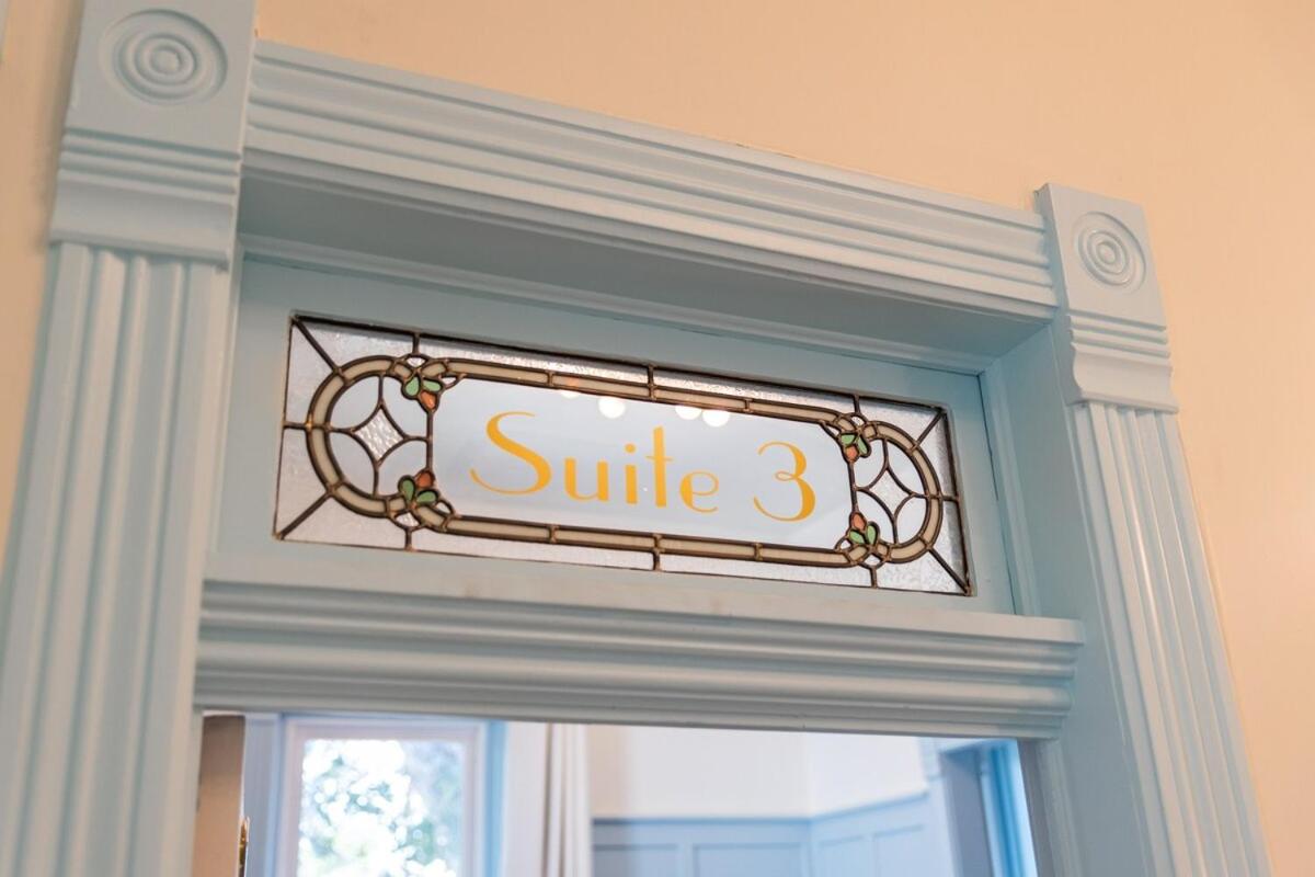 | Suite 3 Historic Art City Inn