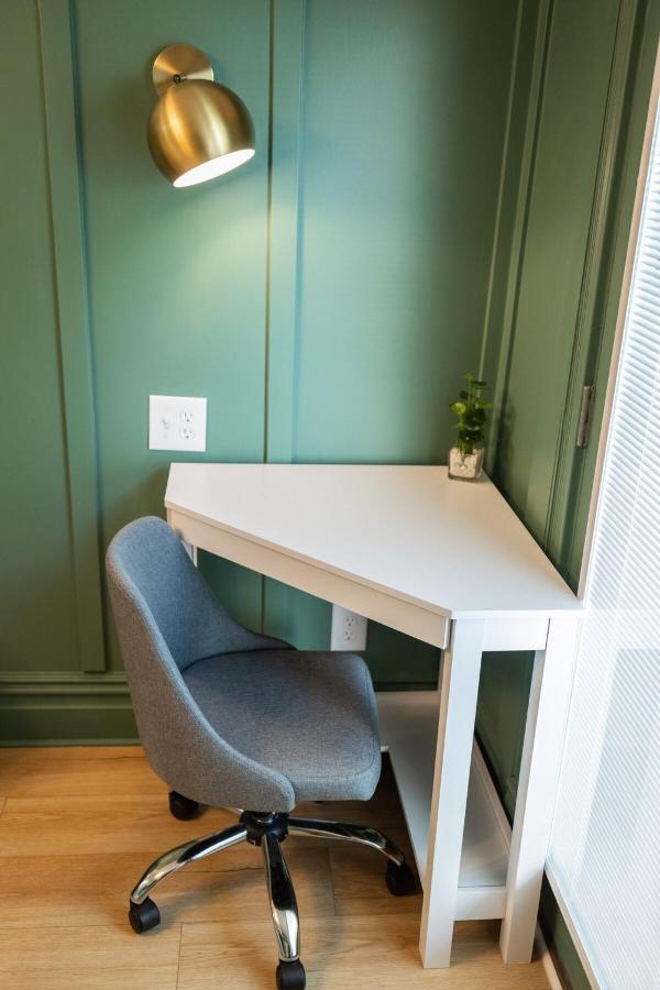  | Suite 9 Historic Art City Inn