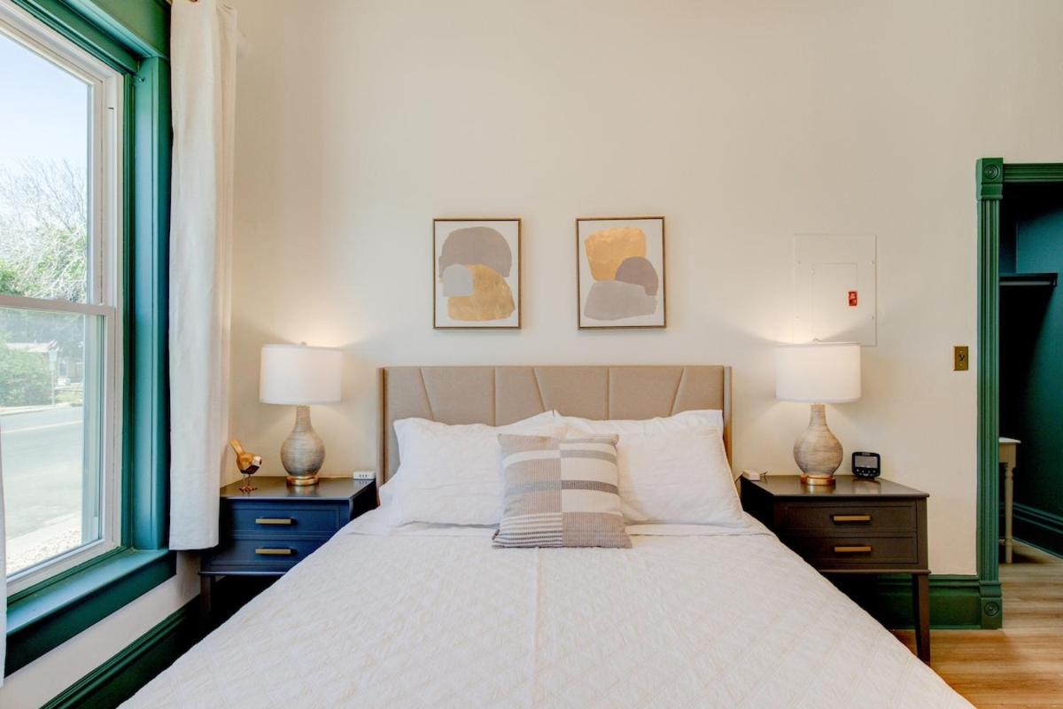 | Suite 8 Historic Art City Inn