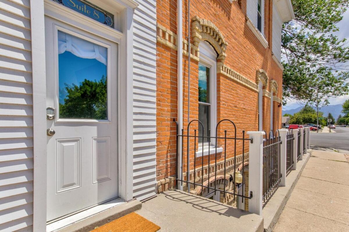 | Suite 8 Historic Art City Inn