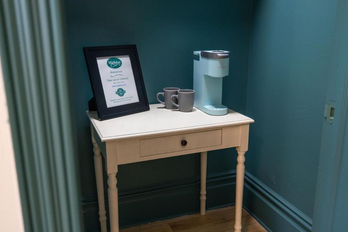 | Suite 8 Historic Art City Inn