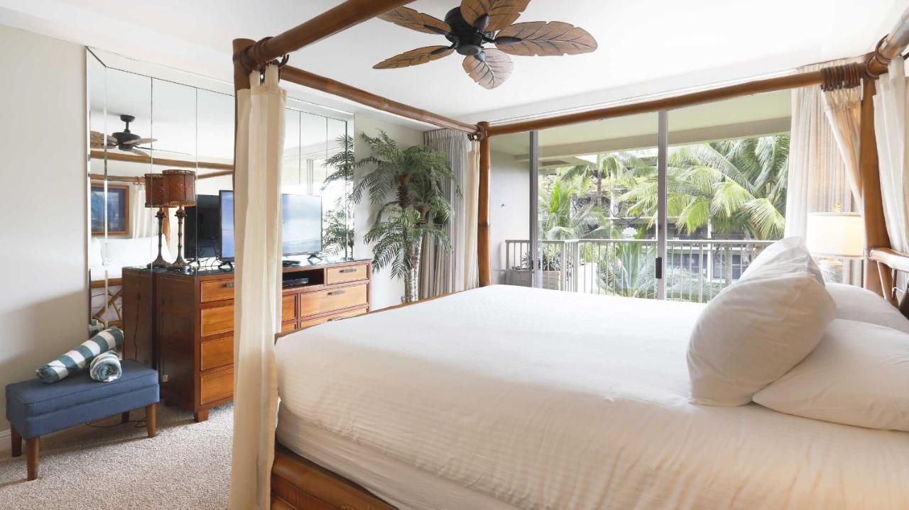  | Maui Westside Presents: Whaler 420 - Best location in Kaanapali beach