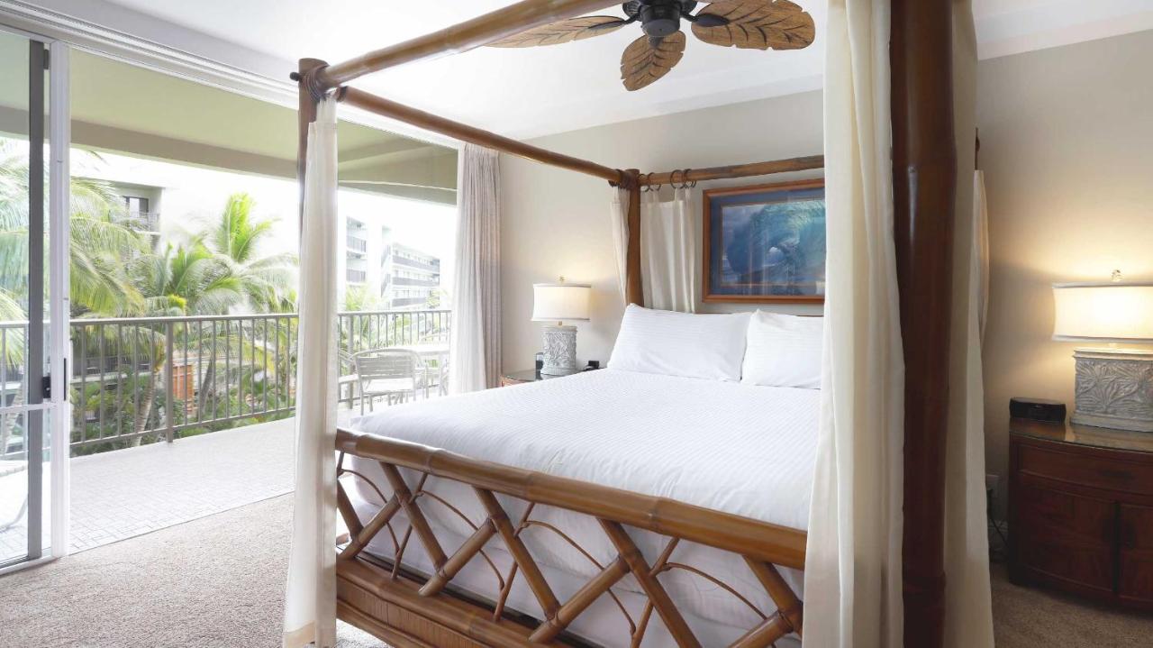 | Maui Westside Presents: Whaler 420 - Best location in Kaanapali beach